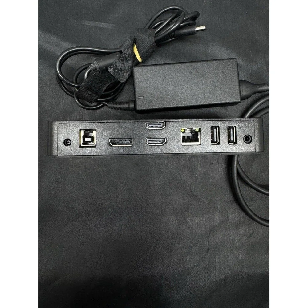 Dell USB 3.0 Ultra HD 4K Triple Display Docking Station (D3100) w/ Power Adapter